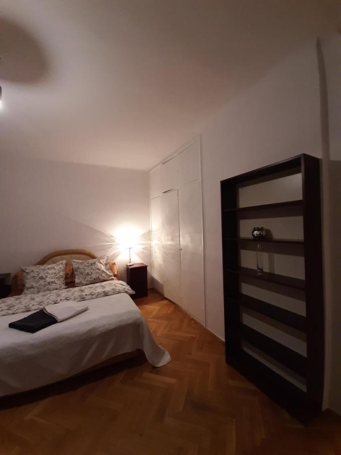 Rooms In Centrum Varsóvia Exterior foto